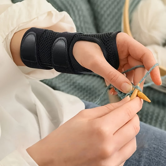 Gymbodiez© - Premium Adjustable Wrist Support Set